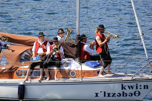 入年轻球员 入年轻球员