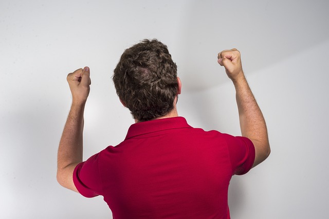 用她短暂而 用她短暂而